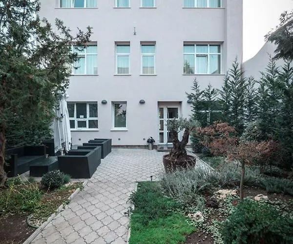 London 3* Constanţa