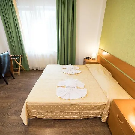 London 3* Constanta